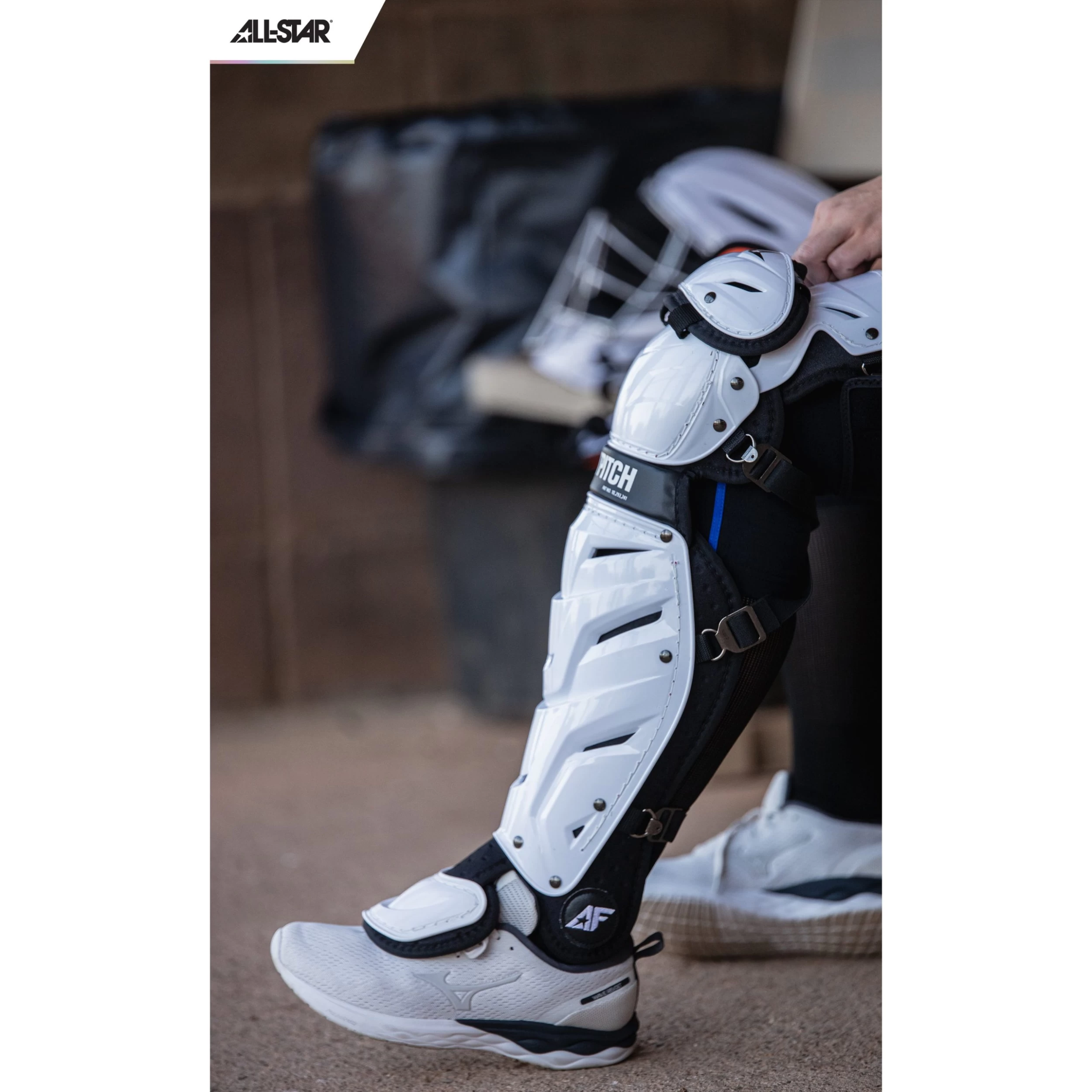 All-Star AFx Series Fastpitch Softball Catcher's Package (White/Black) 5 All-Star AFx Series Fastpitch Softball Catcher's Package (White/Black) - Image 3